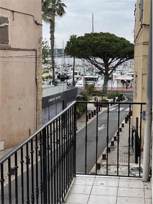 appartement à la vente -   83150  BANDOL, surface 60,38 m2 vente appartement - APR685643